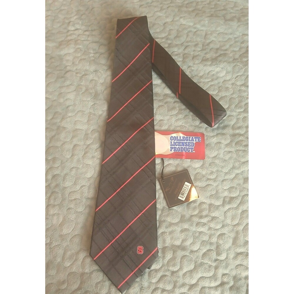 NC State Wolfpack Eagles Wings Men’s 100% Silk Tie Black Red NWT Licensed